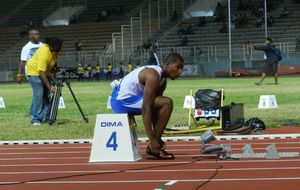 CARIFTA - Florian Simax au départ du 400m de l'octathlon