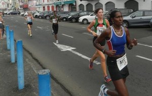 Foulées foyalaises - Champ. 10km - 06/05/2012