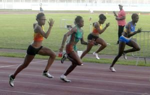 Finales hivernage - Séries 60m - Ulrick Dondon (Golden), Léa Eriale, Stessy Adelaïde (USR) et Audrey Kibir