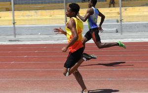 1er tour CARIFTA - 200m moins de 20ans - Jean-Josué