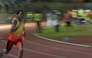 Finales CARIFTA - 4x400m - Jean-Christophe 2e relayeur