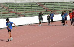 Manmay nou 2013 - Marche poussins 100m