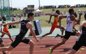 France CA/JU - 21 juillet - Nico et Mathieu - séries du 4x100m juniors