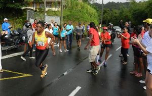 Souvenir 2013, les filles - Au tour de Maggy à Balata