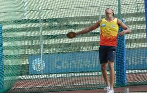 Finales à Louis Achille - Mathieu à 44m15, record du club avec le 2kg