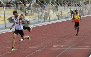 Meeting sélection CARIFTA - Jean-Josué en série du 200 U20