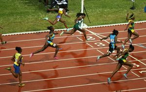 CARIFTA - Finale 100m U18, Kimone Shaw en 11s42