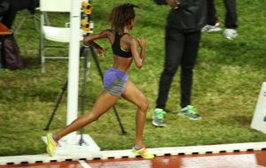 CARIFTA - L'athlète du Guyana Cassey George vainqueur du 3000m open en 10mn03