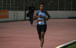 Meeting 2014 - Adeline Montlouis-Bonnaire vainqueur du 3000m F