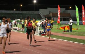 Meeting 2014 - Finale A du 200m F remportée par Emmanuelle Duval