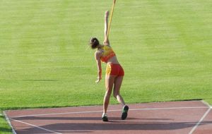 Valence 18 juillet - Comme l'an dernier en cadettes, Eloïse passe en finale du javelot junior.