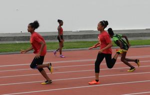 Champ BE/MI - le relais 4x60m BEF champion de Martinique avec Jade et Aurélia