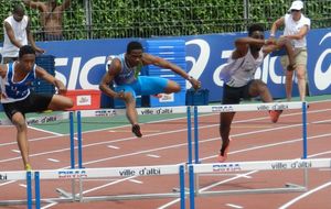 Albi 2015 - Série du 110m haies cadets avec le Franciscain Stanley Michaulon, il s'arrêtera en demi-finale