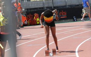 Albi 2015 - Finale du 4x100m JUF