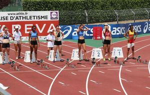 Albi 2015 - Audrey en finale du 100m haies JUF