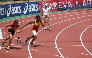 Albi 2015 - Audrey en finale du 100m haies JUF