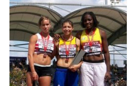 Lénora et Audilia sur le podium